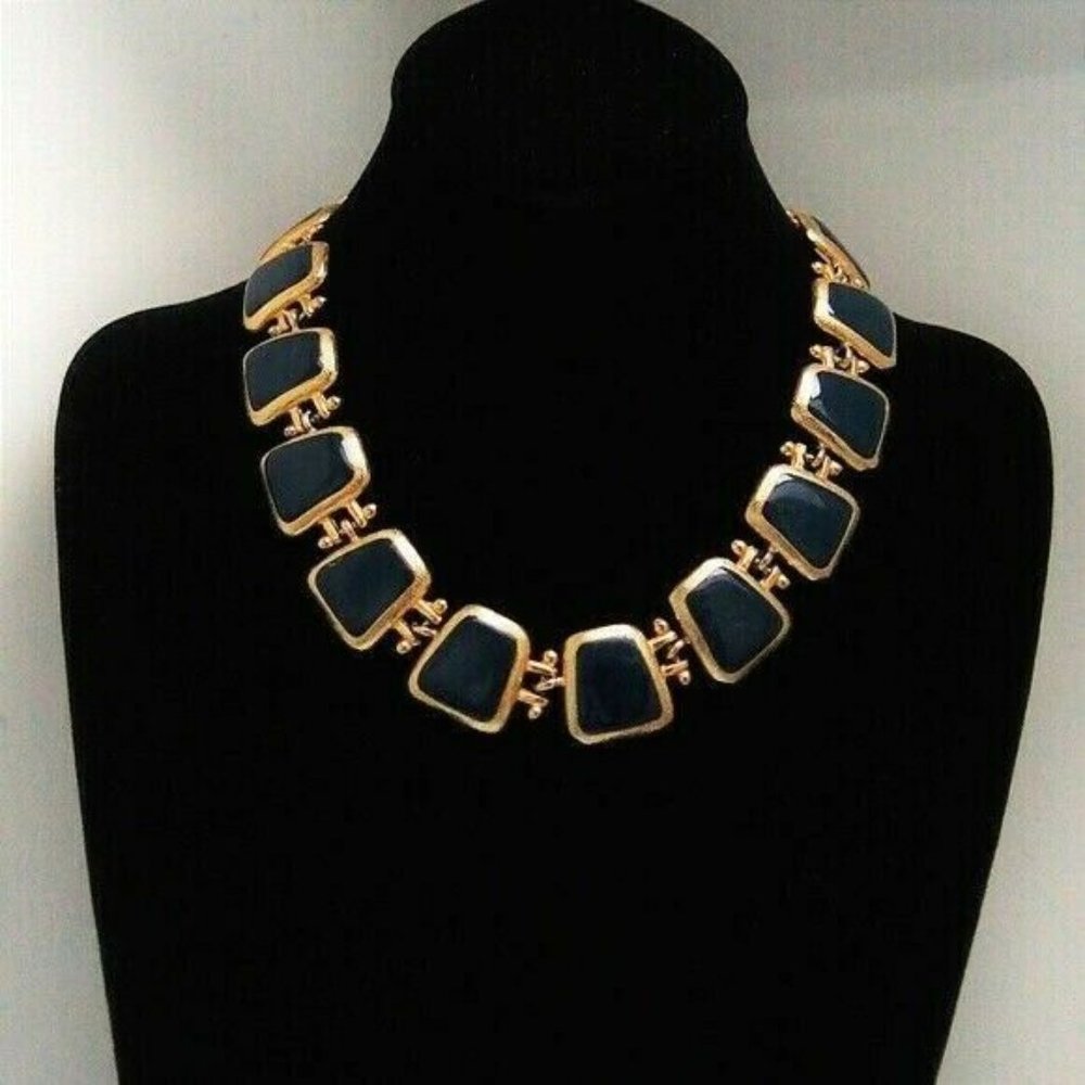 SOLD 1990s Anne Klein Black Gold Enamel Link Necklace - Picture 4 of 7